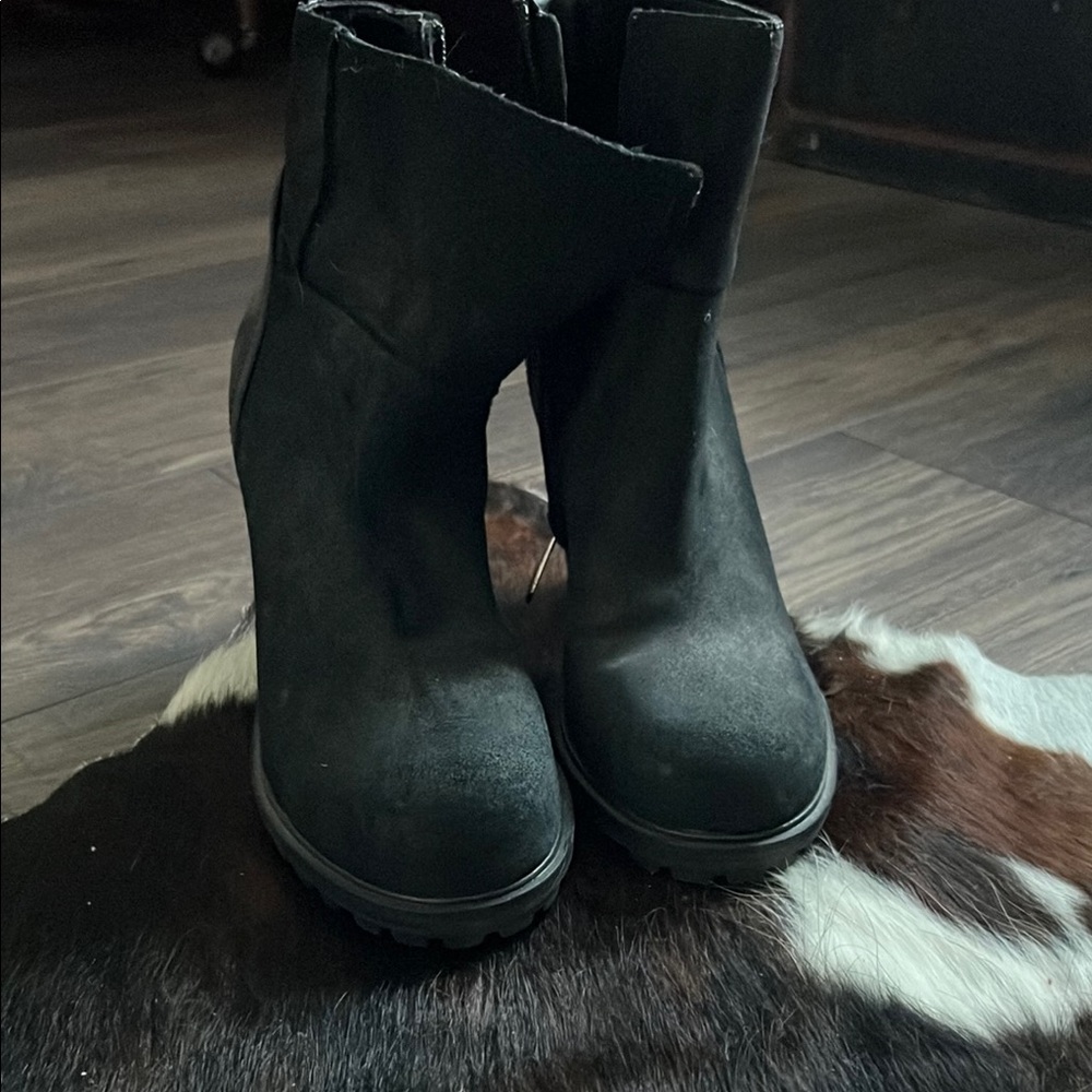 Stylish Black Ankle Boots